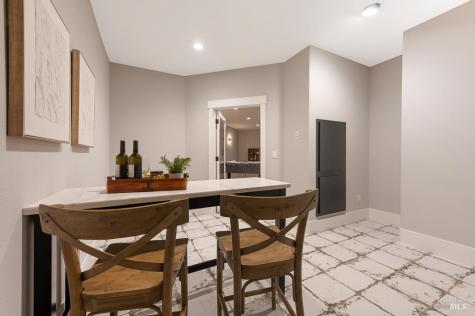 22 Oak Knoll Court Petaluma CA 94952