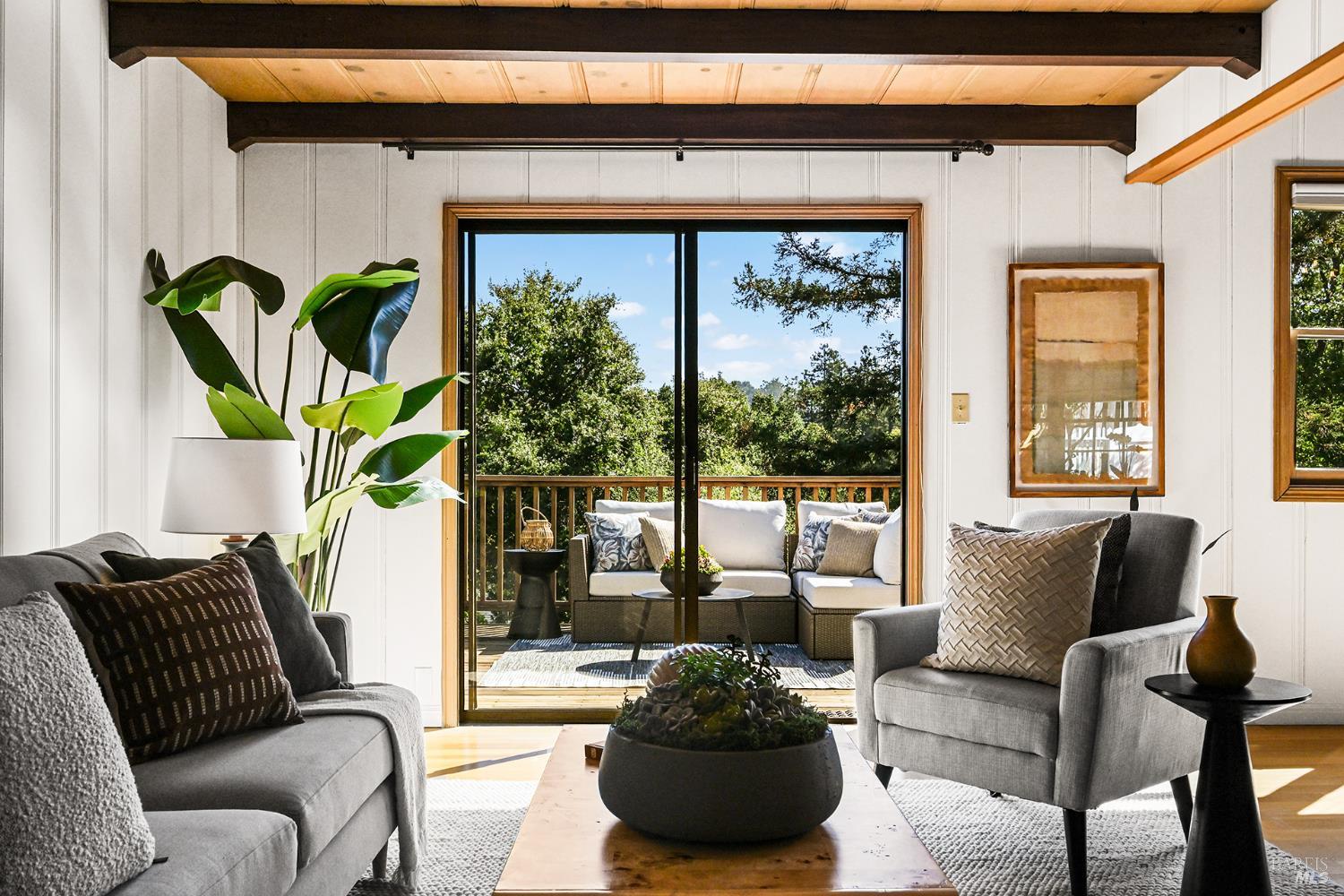 18 Plumas Avenue San Anselmo CA 94960