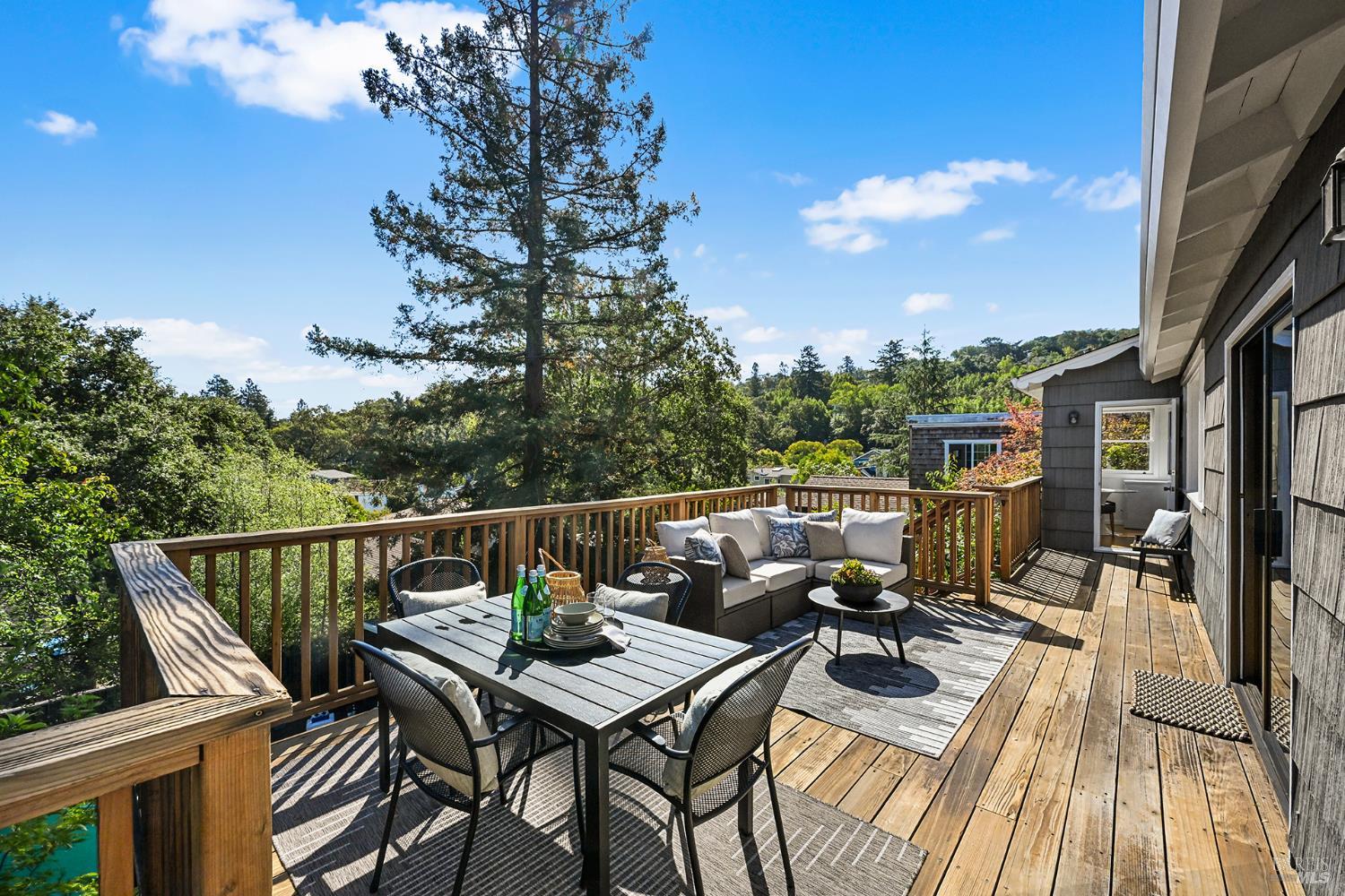 18 Plumas Avenue San Anselmo CA 94960