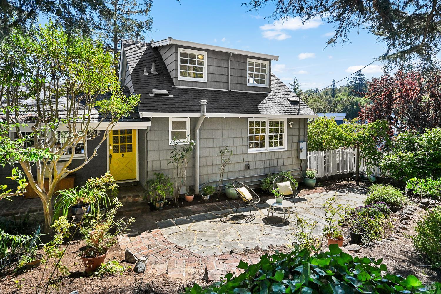 18 Plumas Avenue San Anselmo CA 94960