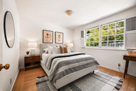 18 Plumas Avenue San Anselmo CA 94960