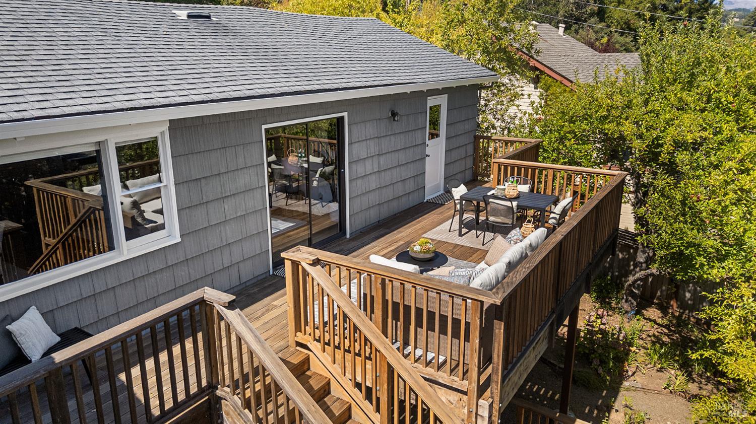 18 Plumas Avenue San Anselmo CA 94960