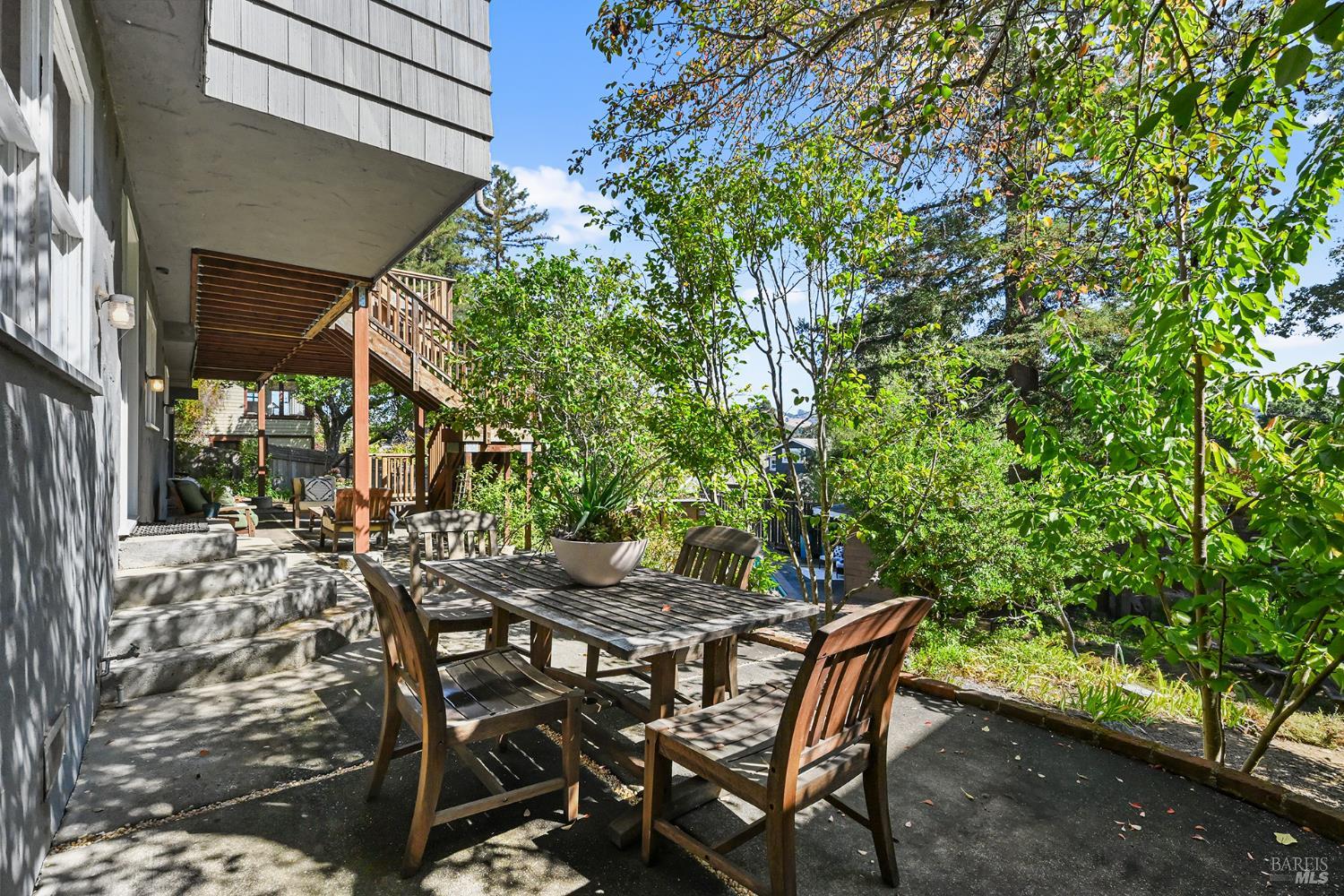 18 Plumas Avenue San Anselmo CA 94960
