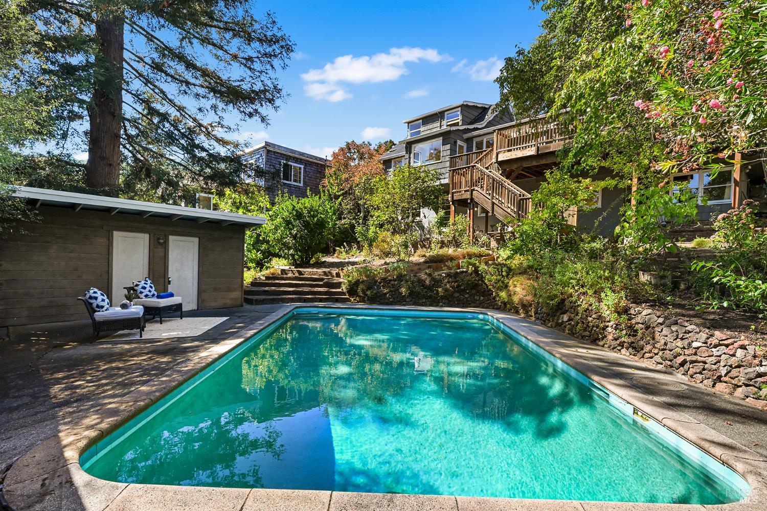 18 Plumas Avenue San Anselmo CA 94960