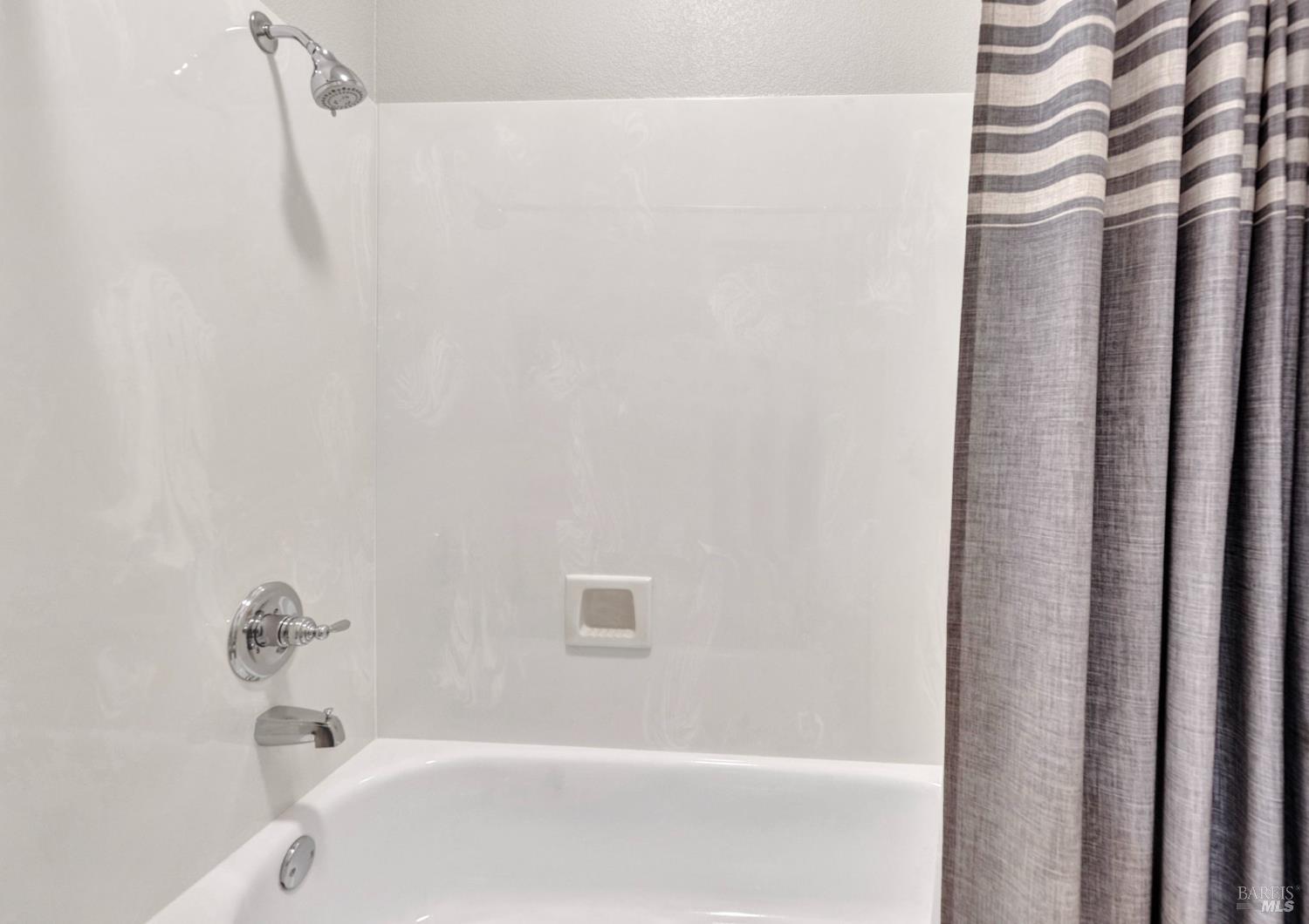 2410 High Pointe Court Fairfield CA 94534