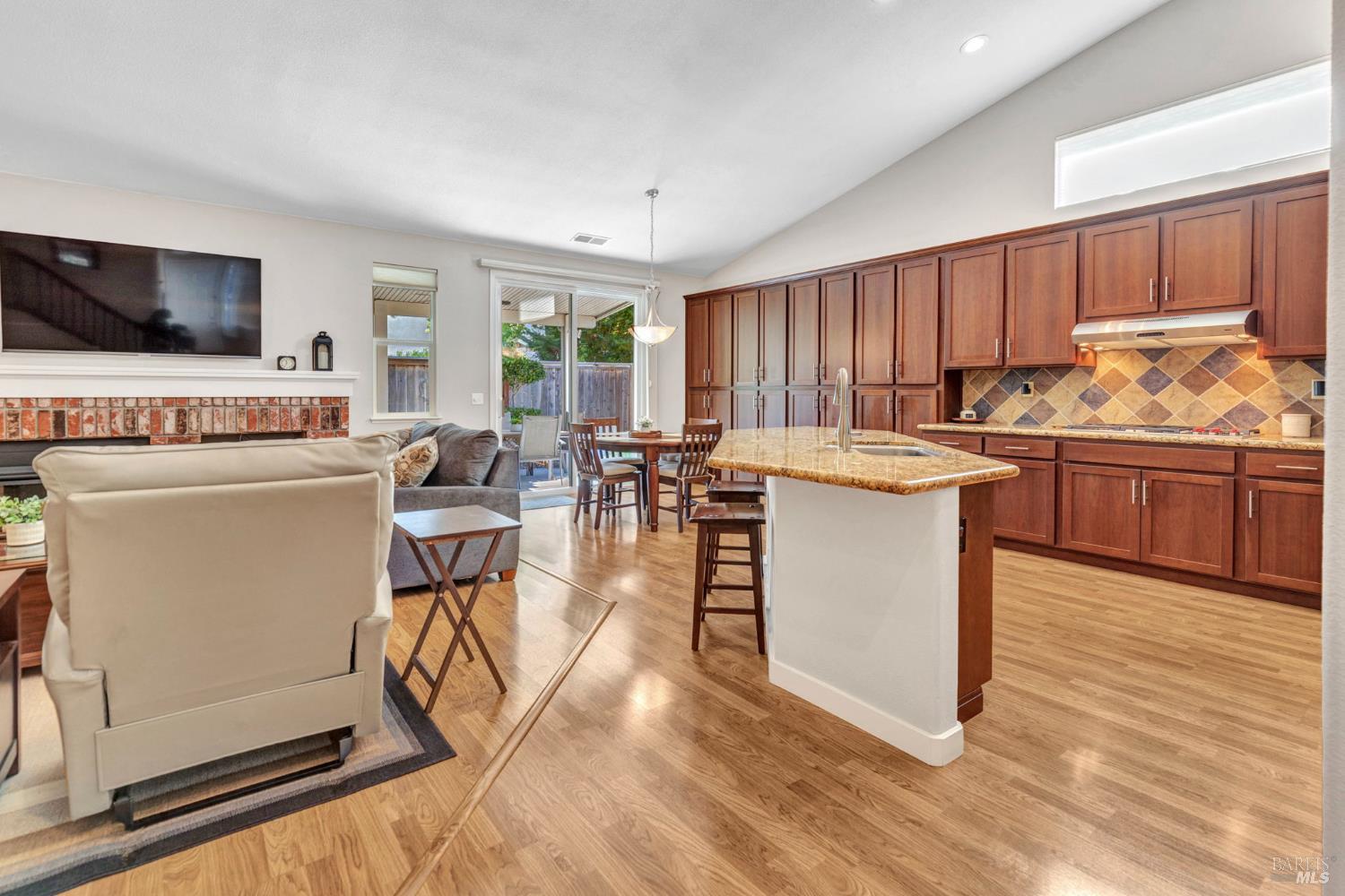 2410 High Pointe Court Fairfield CA 94534