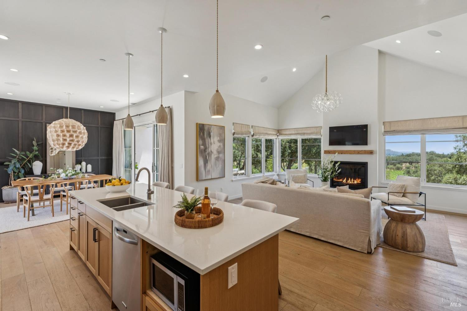 1035 Loma Vista Drive Napa CA 94558