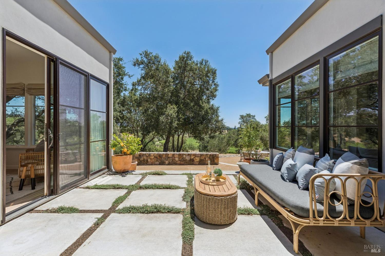 1035 Loma Vista Drive Napa CA 94558