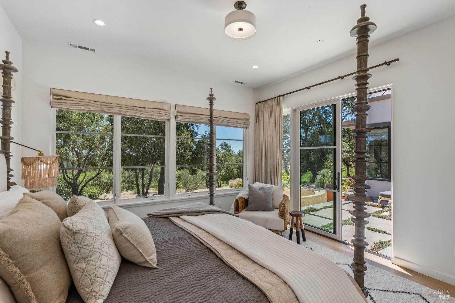 1035 Loma Vista Drive Napa CA 94558
