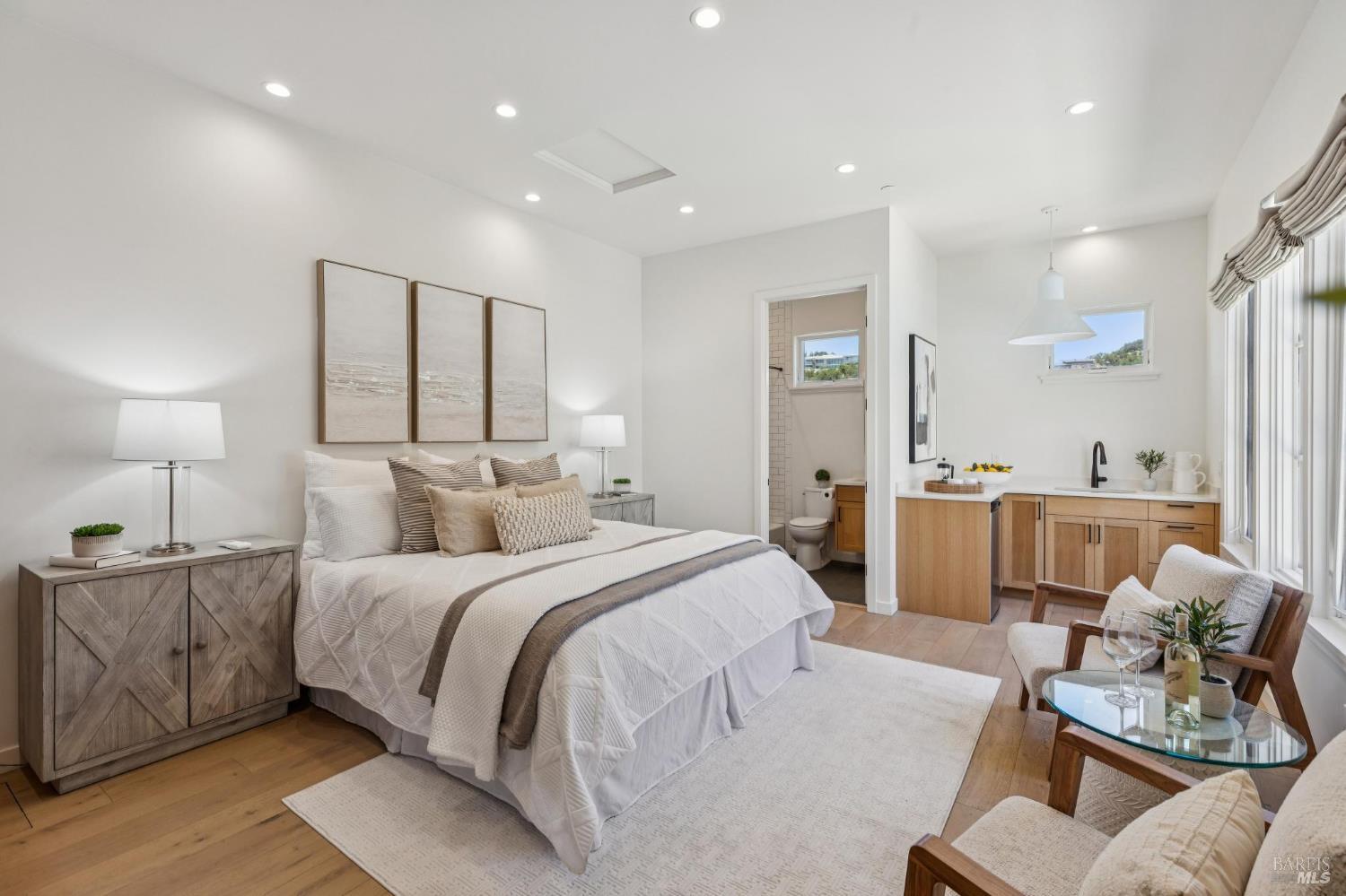 1035 Loma Vista Drive Napa CA 94558