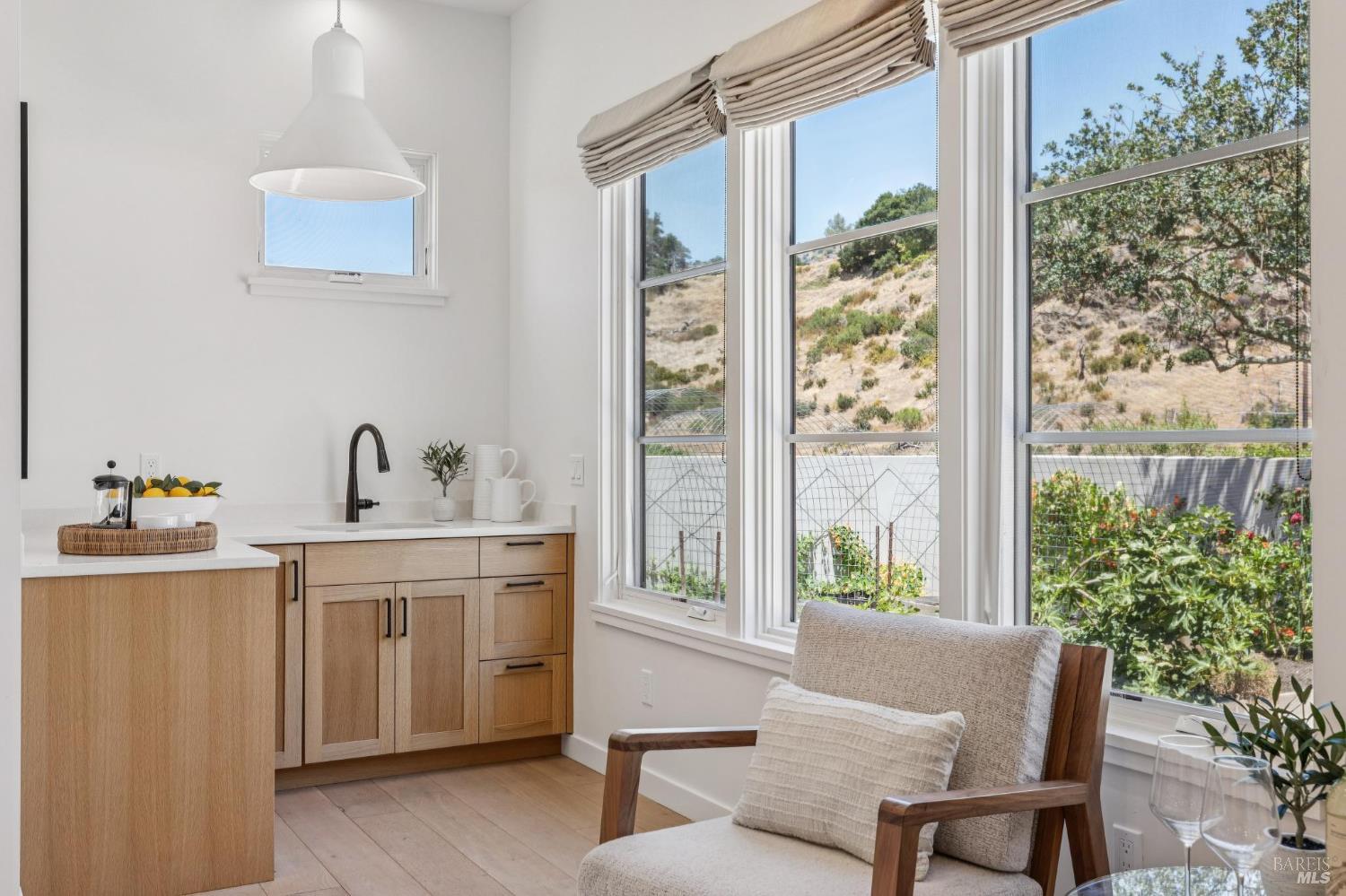 1035 Loma Vista Drive Napa CA 94558