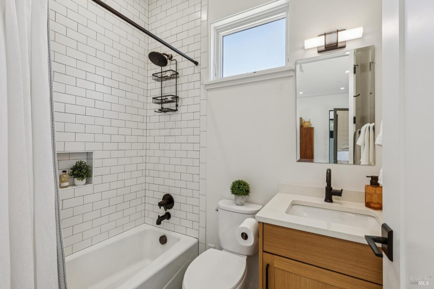 1035 Loma Vista Drive Napa CA 94558
