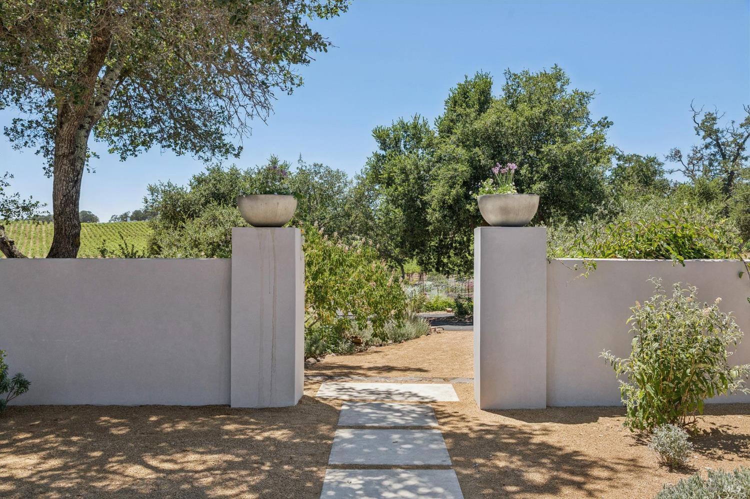 1035 Loma Vista Drive Napa CA 94558