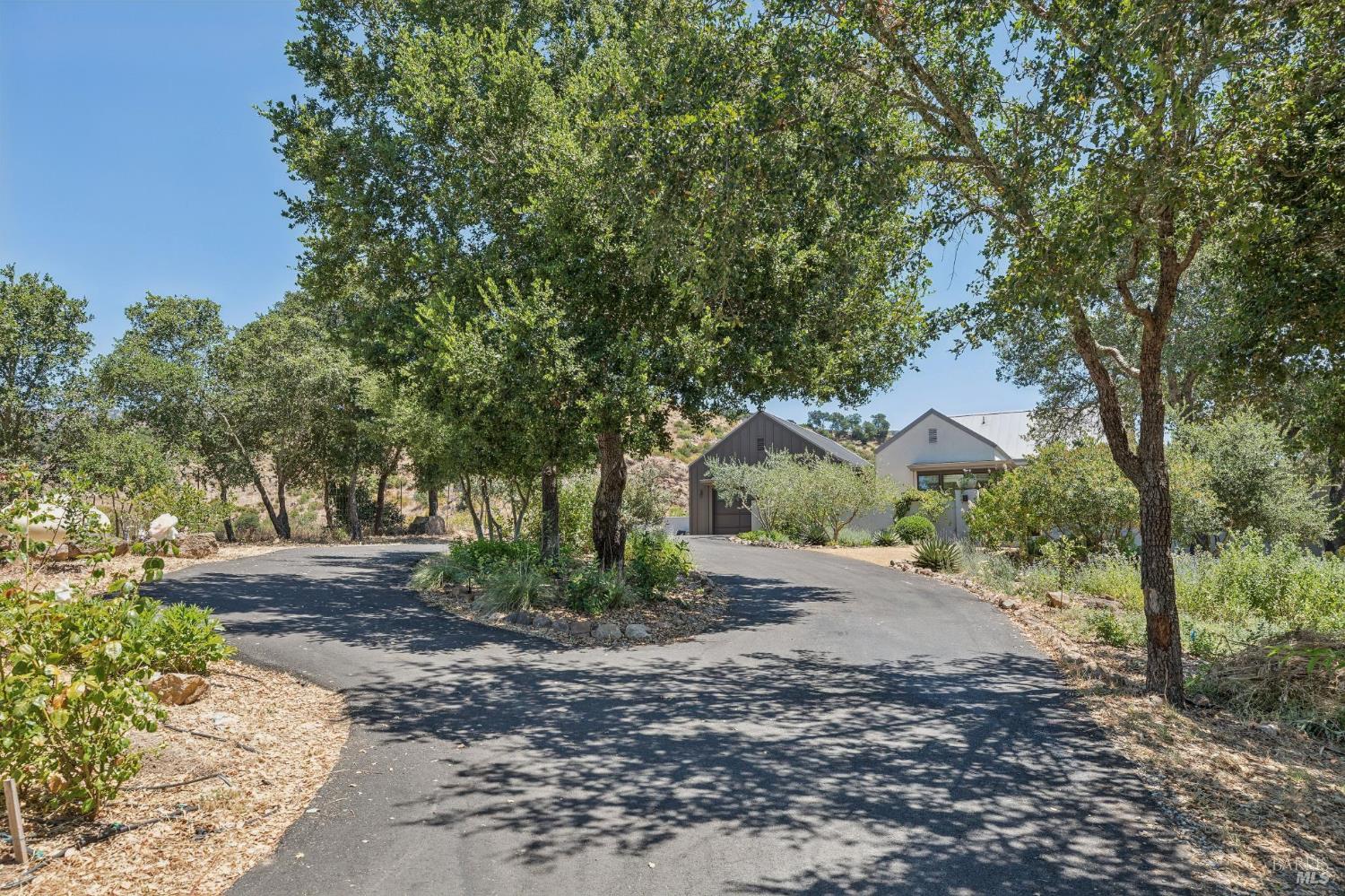 1035 Loma Vista Drive Napa CA 94558