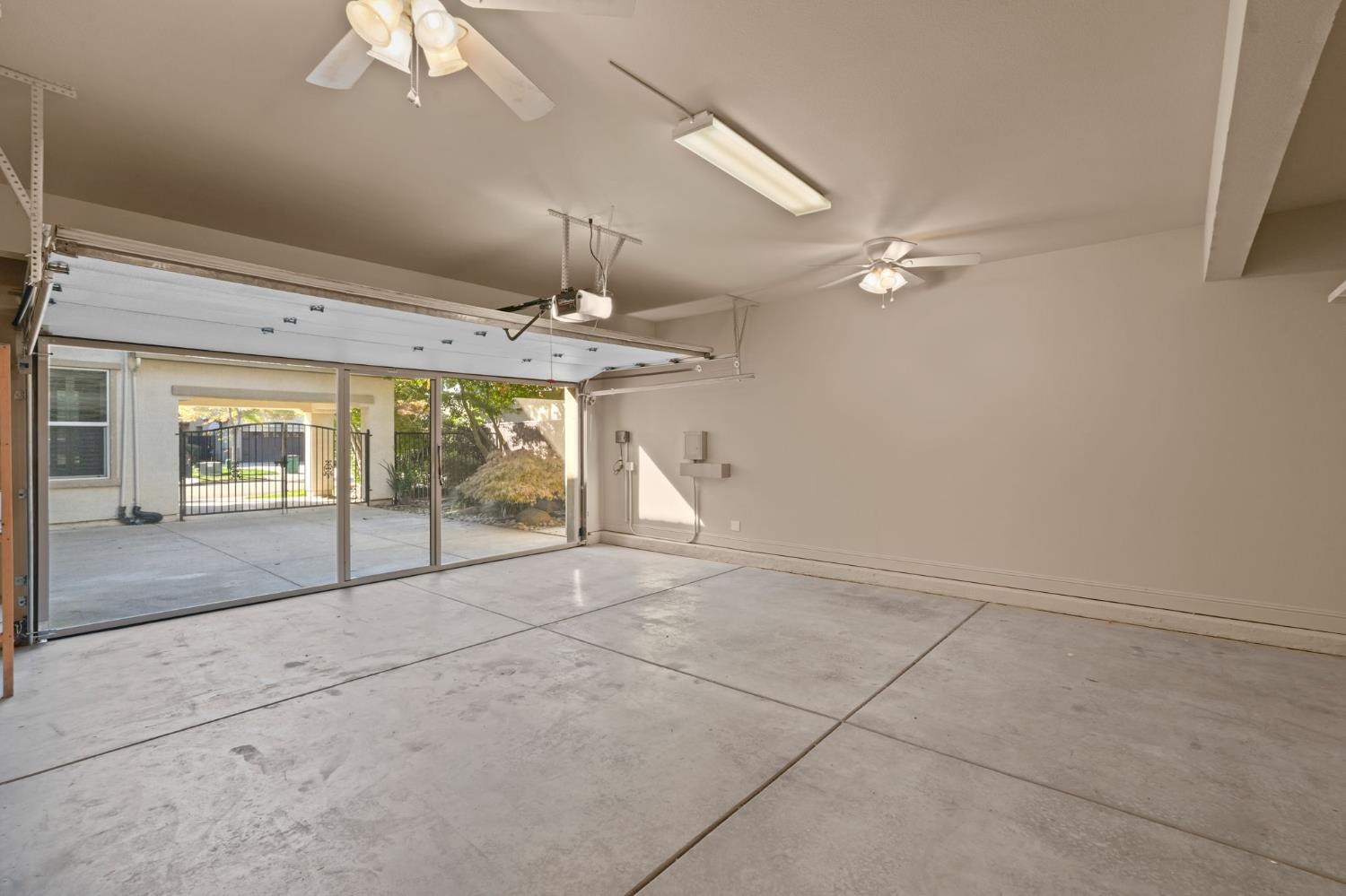 2552 Pinkerton Way Lodi CA 95242