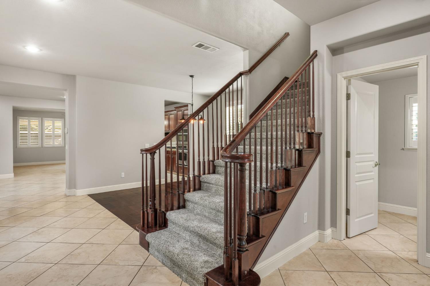 2552 Pinkerton Way Lodi CA 95242