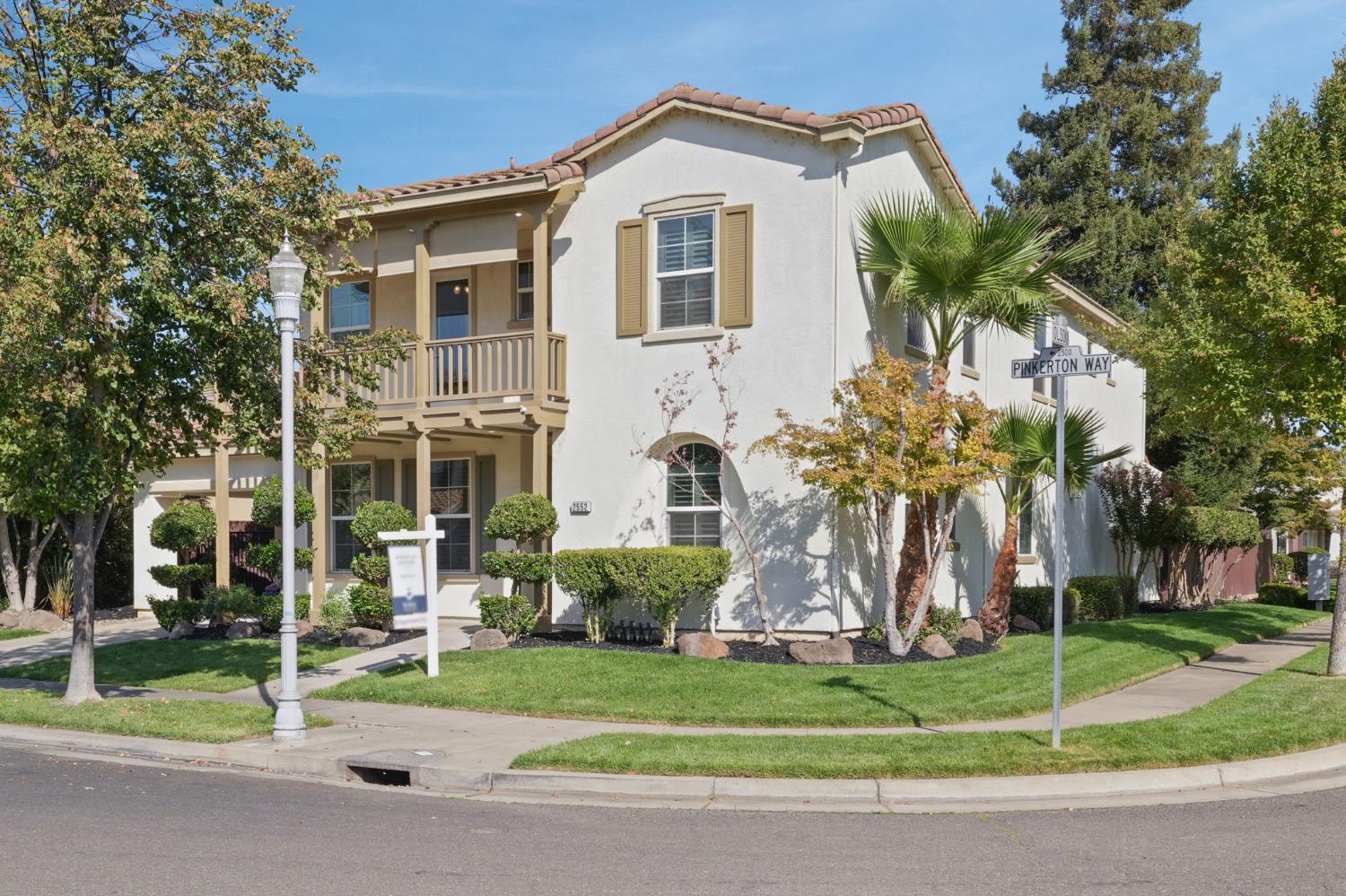 2552 Pinkerton Way Lodi CA 95242