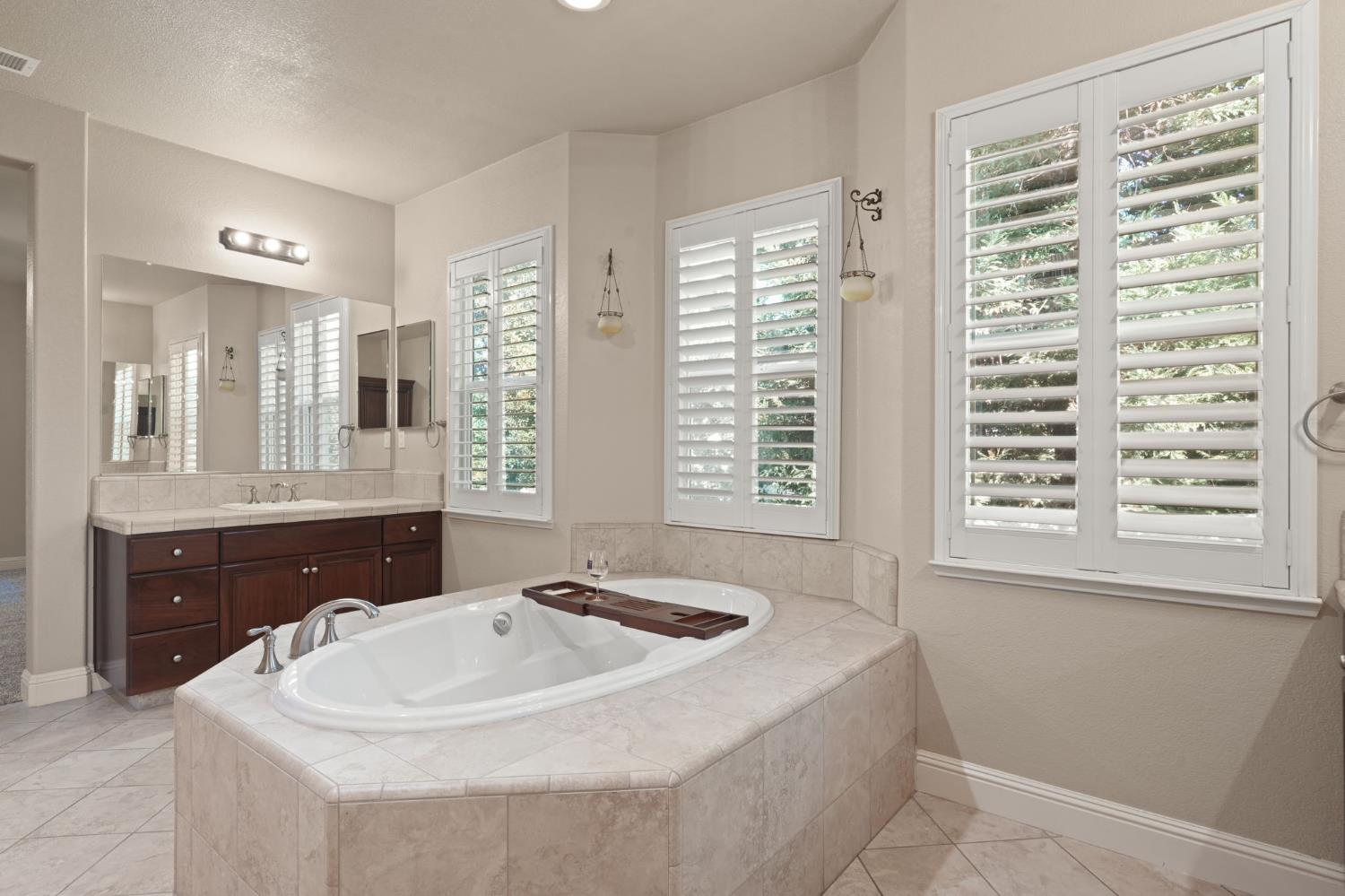 2552 Pinkerton Way Lodi CA 95242