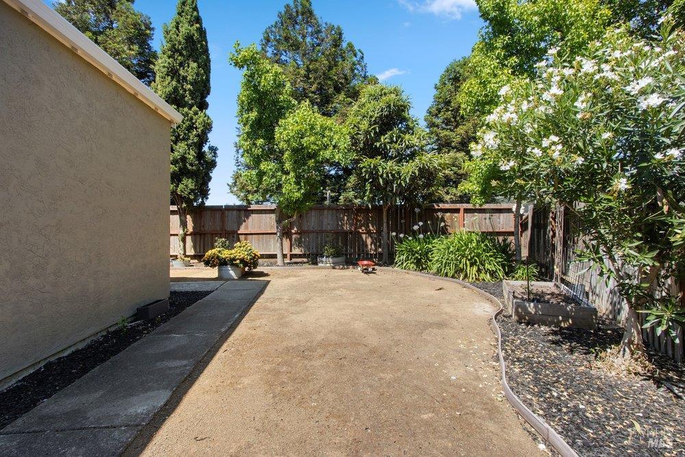 645 Snapdragon Place Benicia CA 94510