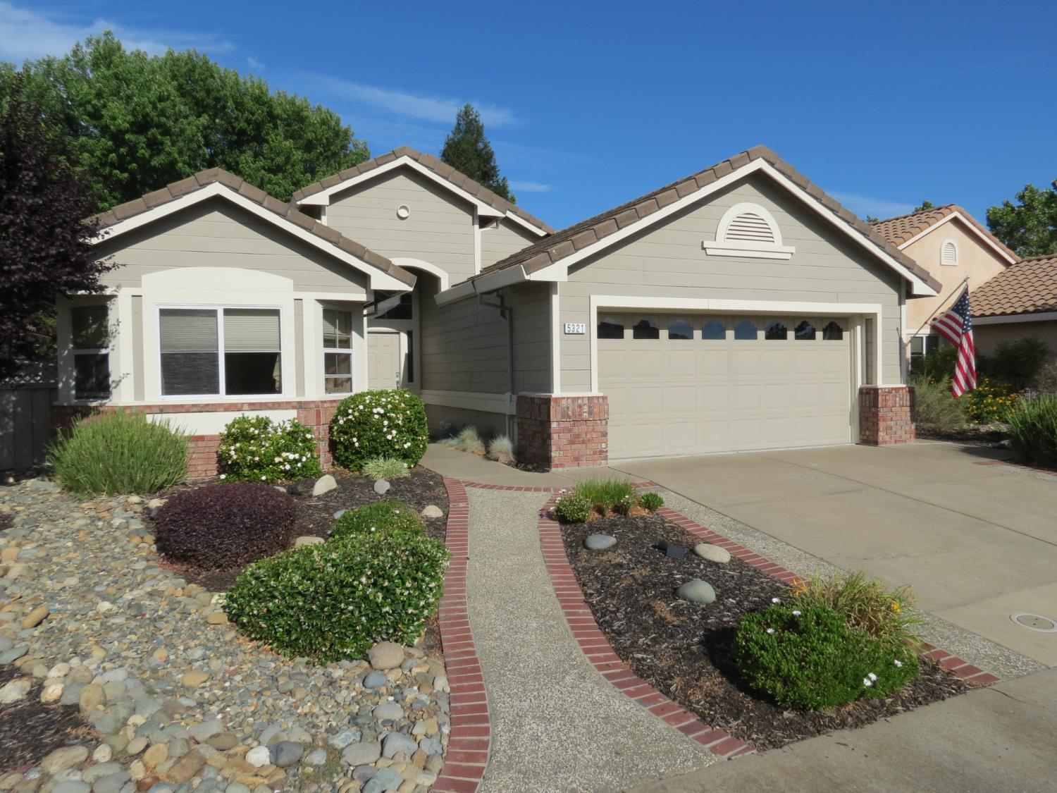 5321 Angelrock Loop Roseville CA 95747
