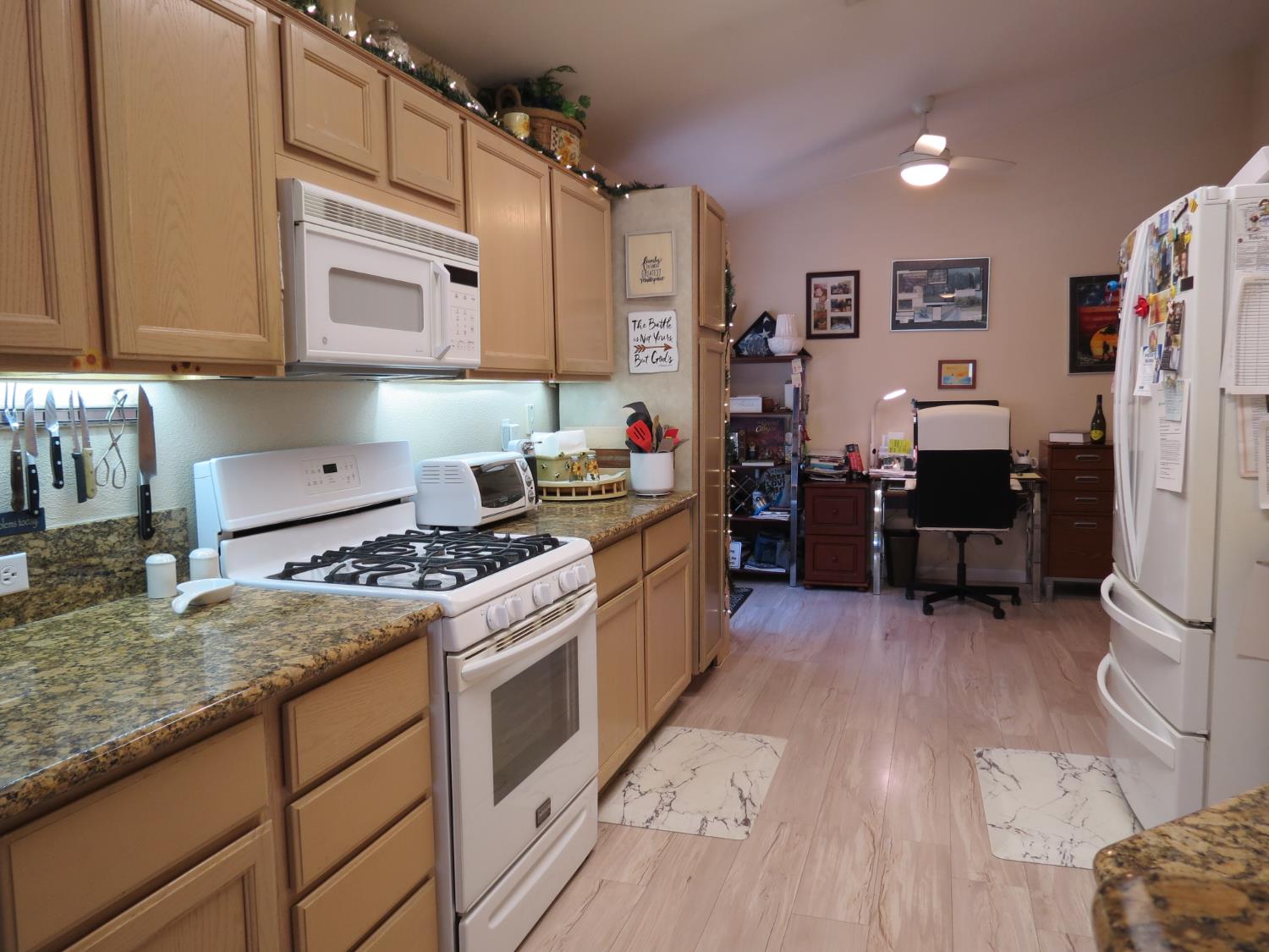 5321 Angelrock Loop Roseville CA 95747