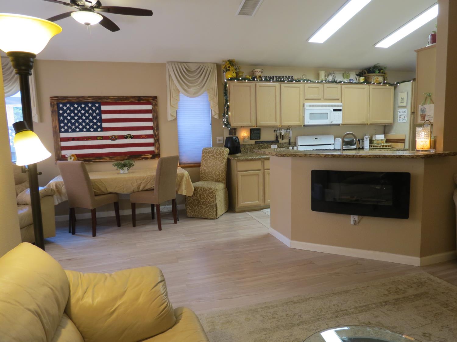 5321 Angelrock Loop Roseville CA 95747