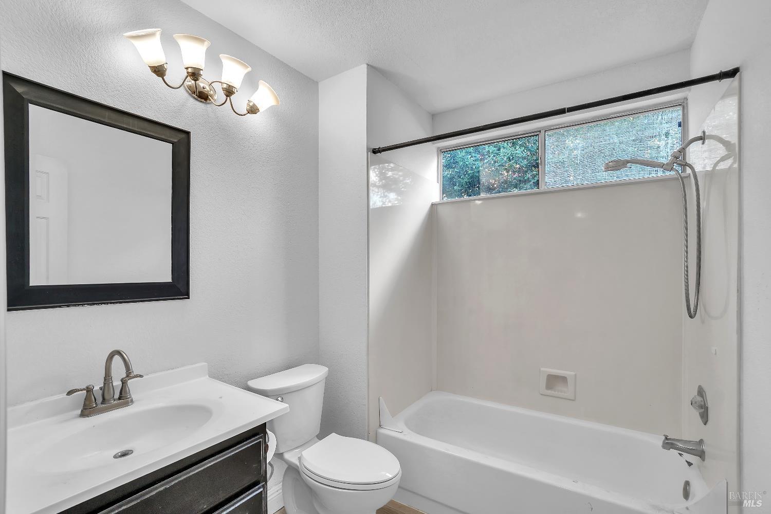 719 Raven Drive Vacaville CA 95687