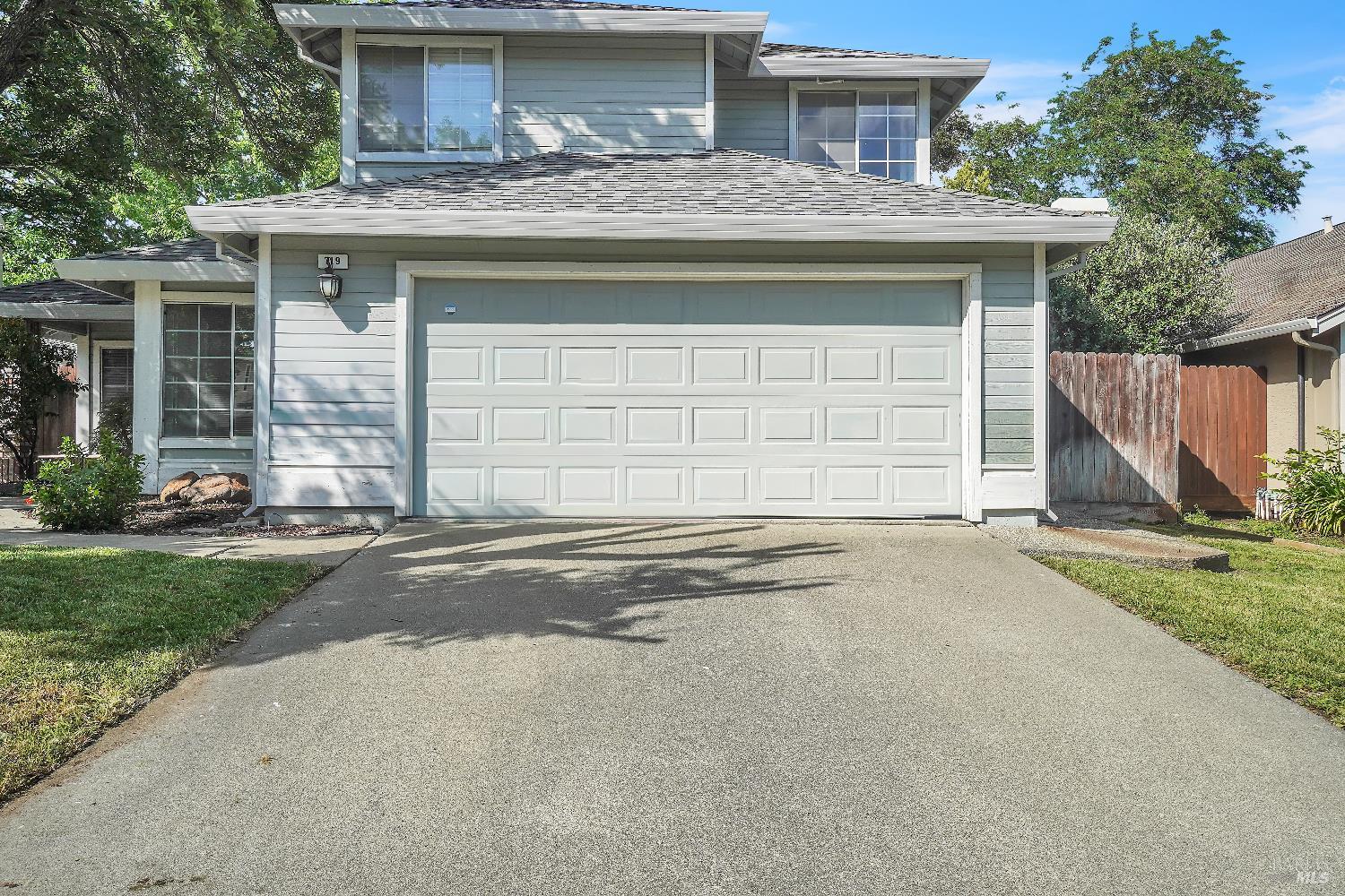 719 Raven Drive Vacaville CA 95687