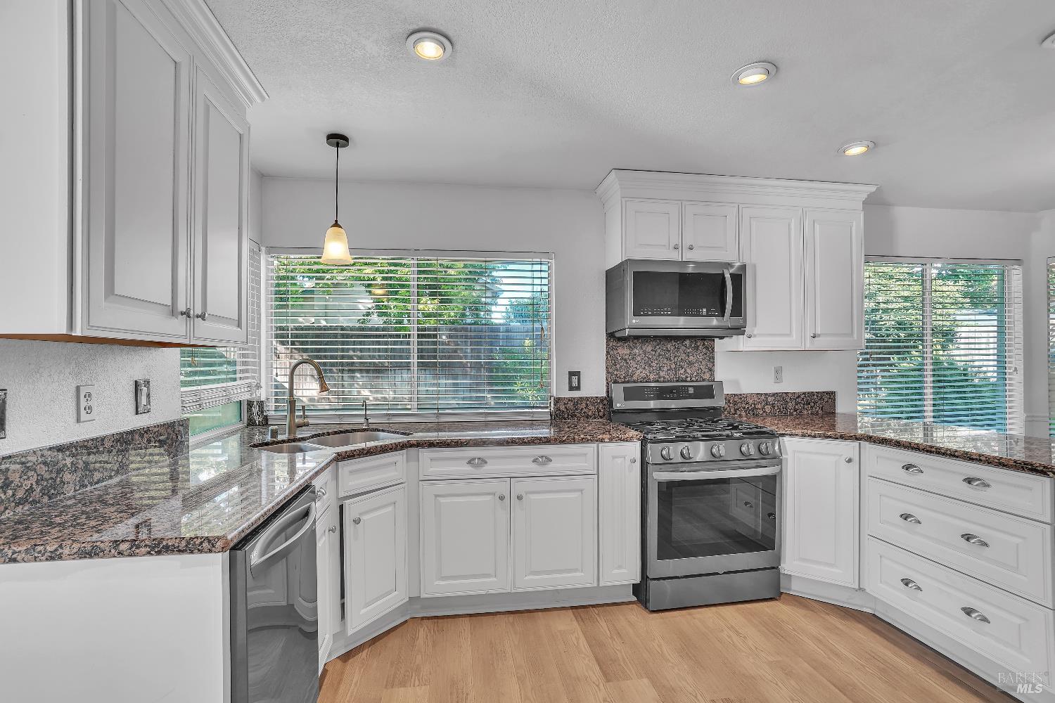 719 Raven Drive Vacaville CA 95687