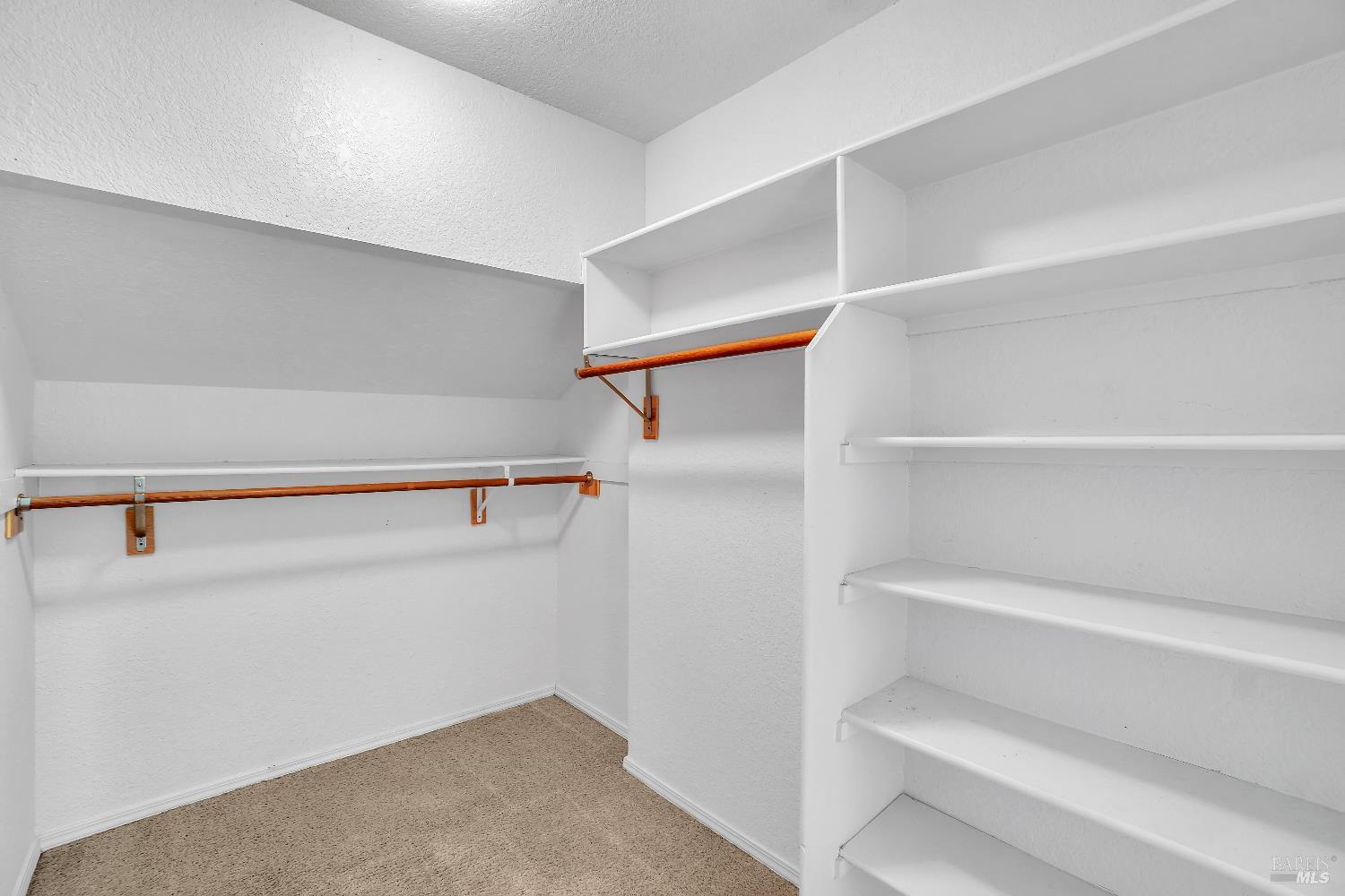 719 Raven Drive Vacaville CA 95687