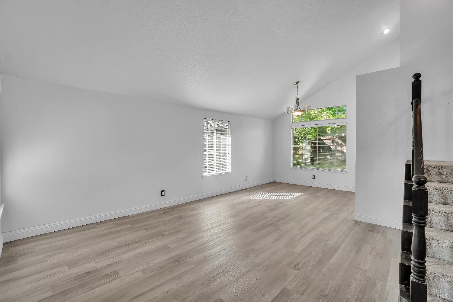 719 Raven Drive Vacaville CA 95687