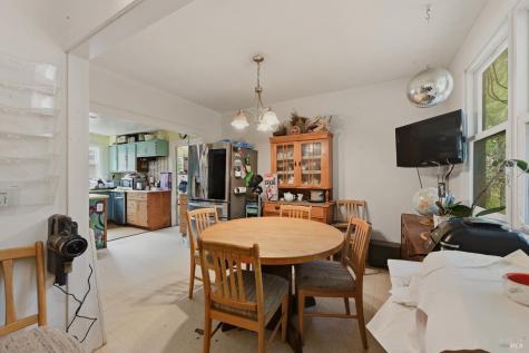 589 Pleasant Hill Road Sebastopol CA 95472