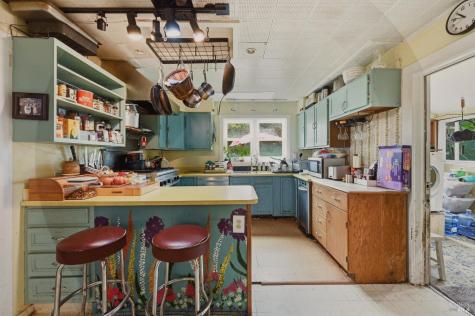 589 Pleasant Hill Road Sebastopol CA 95472