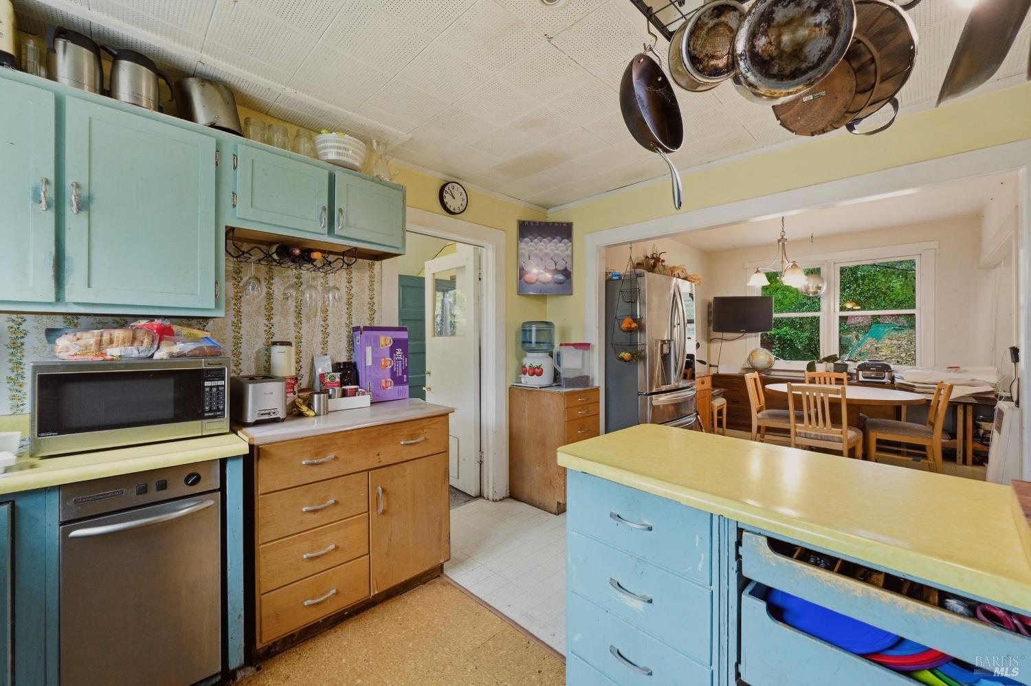 589 Pleasant Hill Road Sebastopol CA 95472