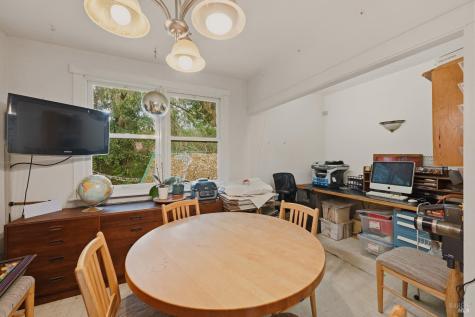 589 Pleasant Hill Road Sebastopol CA 95472