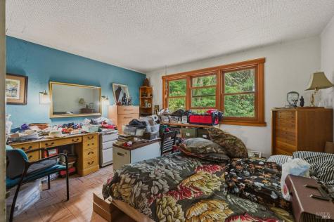 589 Pleasant Hill Road Sebastopol CA 95472