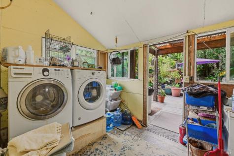 589 Pleasant Hill Road Sebastopol CA 95472