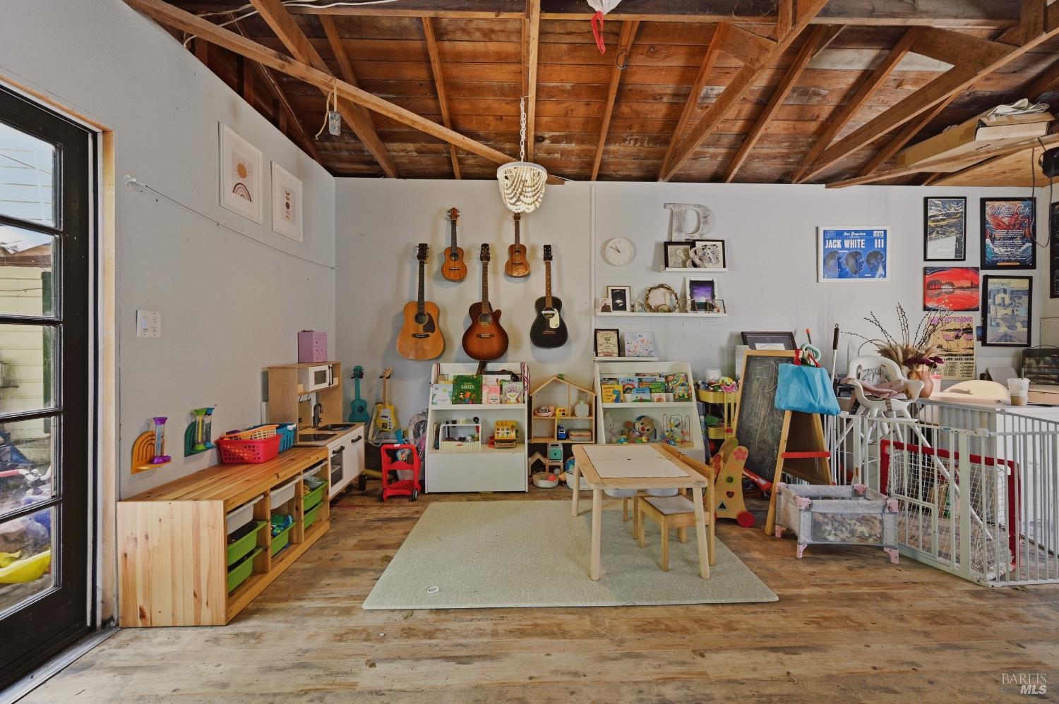 589 Pleasant Hill Road Sebastopol CA 95472