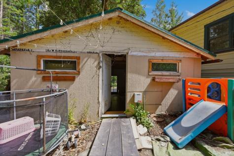 589 Pleasant Hill Road Sebastopol CA 95472