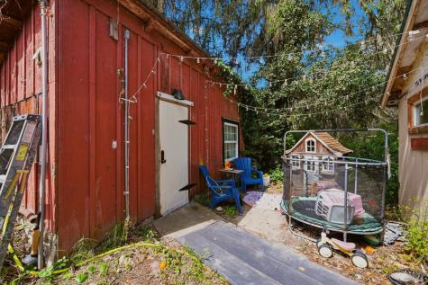 589 Pleasant Hill Road Sebastopol CA 95472