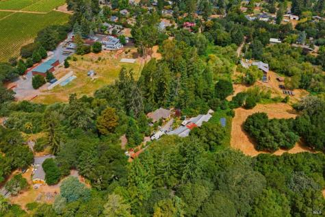 589 Pleasant Hill Road Sebastopol CA 95472
