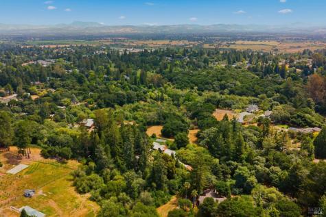 589 Pleasant Hill Road Sebastopol CA 95472