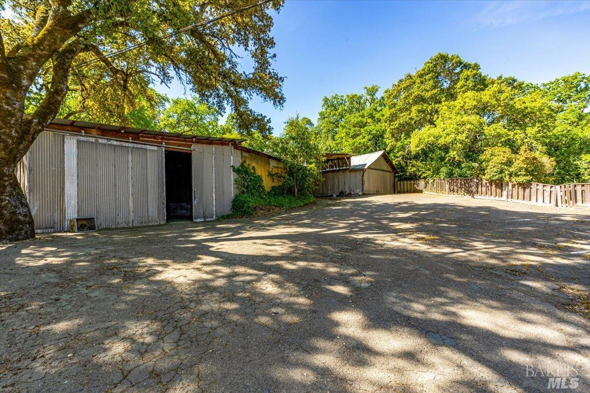 840-845 Horn Avenue Glen Ellen CA 95442