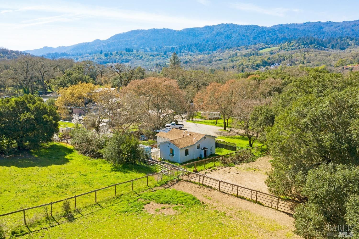 840-845 Horn Avenue Glen Ellen CA 95442
