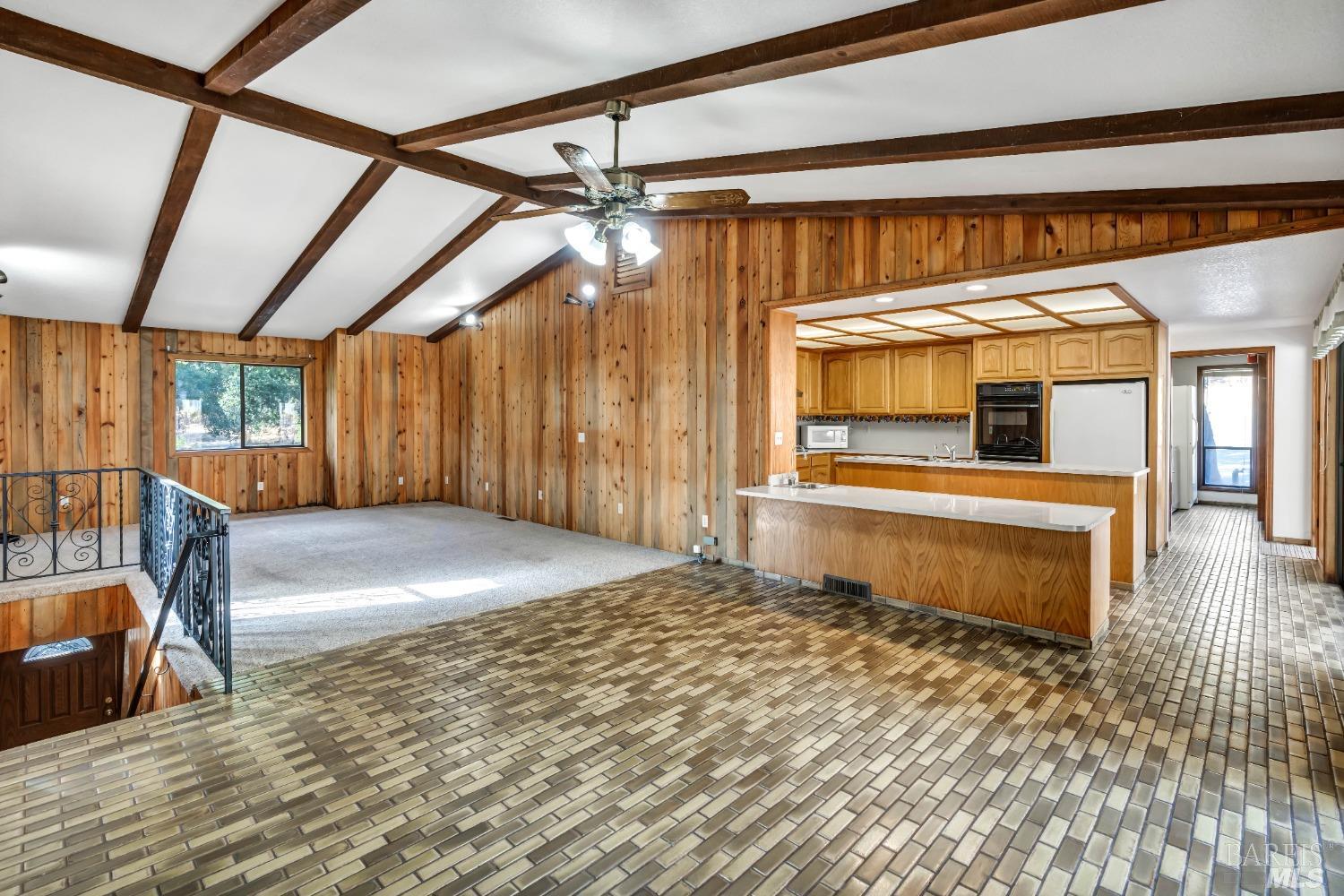 840-845 Horn Avenue Glen Ellen CA 95442