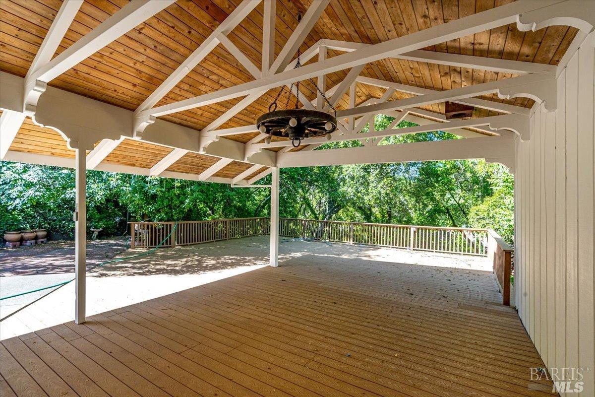 840-845 Horn Avenue Glen Ellen CA 95442