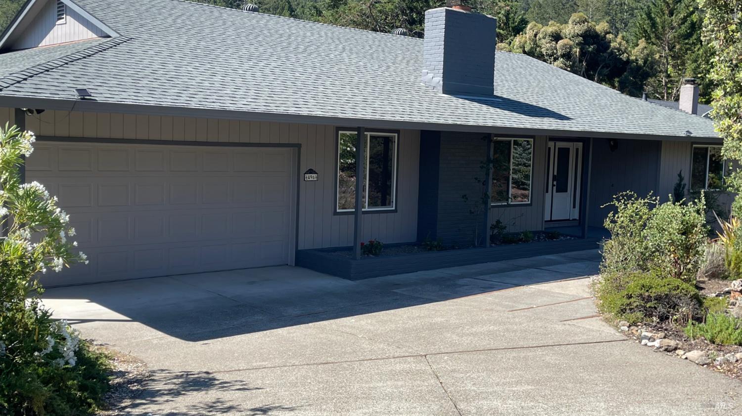 496 Oak Brook Court Santa Rosa CA 95409