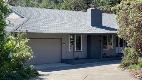 496 Oak Brook Court Santa Rosa CA 95409