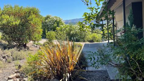 496 Oak Brook Court Santa Rosa CA 95409
