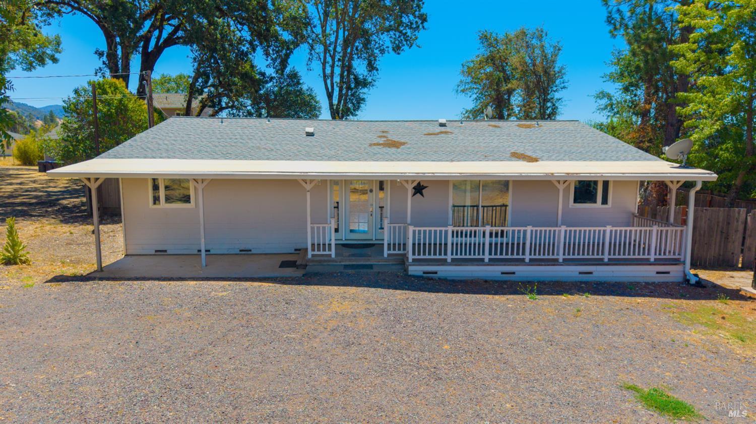 2901-2903 Road I Redwood Valley CA 95470